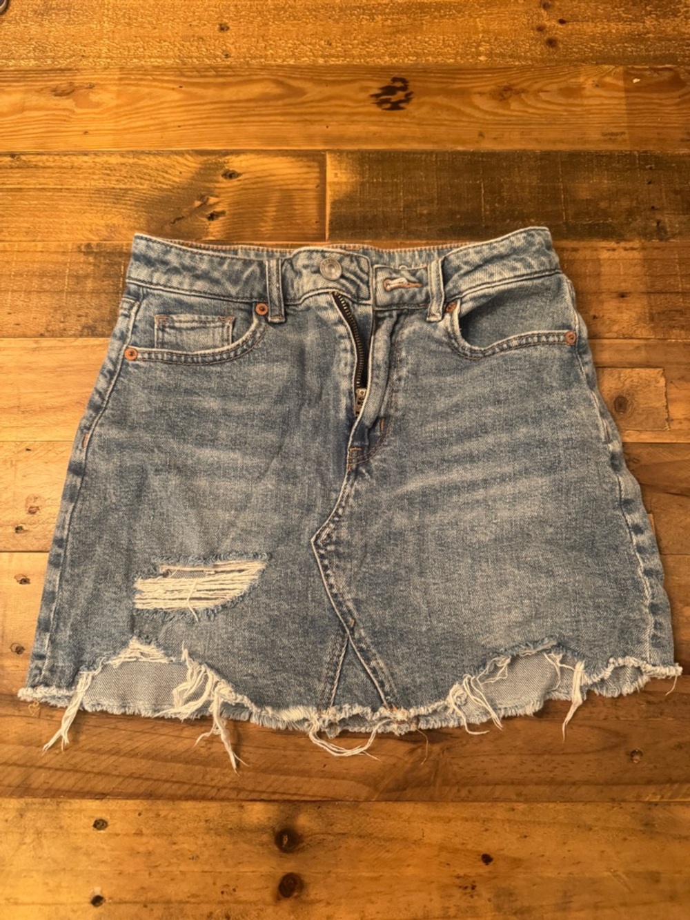 American Eagle Outfitters Light Blue Distressed Denim Mini Skirt